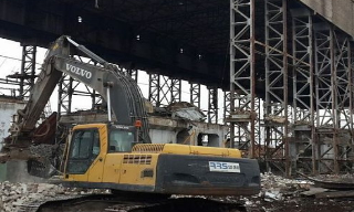 Демонтаж ангаров в Новодвинске под ключ - стоимость от 1556 руб. | 2Землекопа-Нвд 